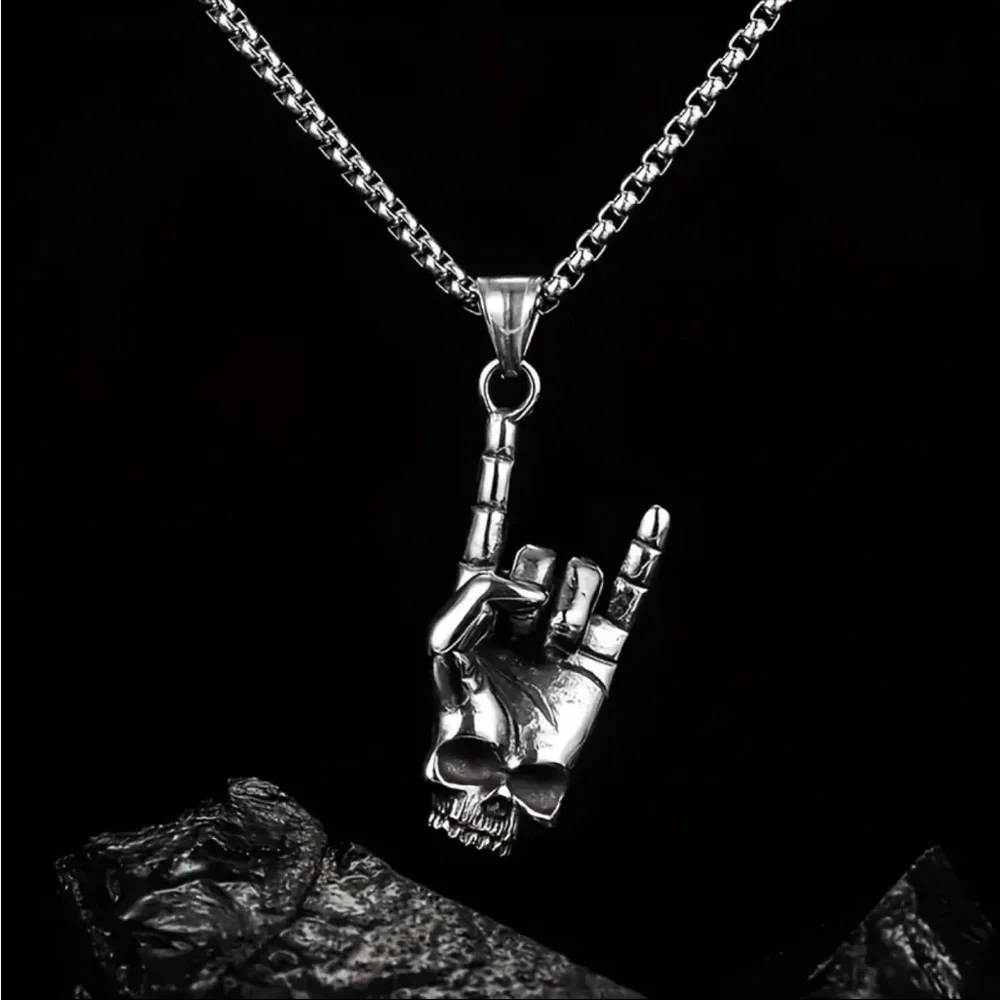 Skull hand‎ sign pendant silver plated necklace faux fashion jewelry